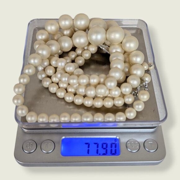 Vintage 3-Strand Acrylic Faux Pearl Necklace - Picture 6 of 6